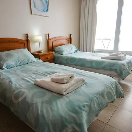 Villa Casa De Salamo Tres - Great 2 Bedroom Family - Similar Units Available For Larger Groups Puerto del Carmen (Lanzarote)